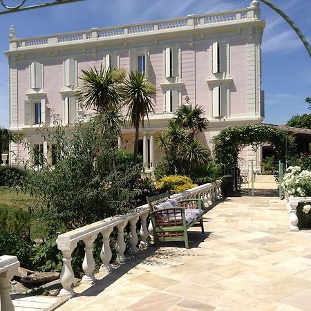 Chateau La Roque Margaux Hotell Servian Eksteriør bilde