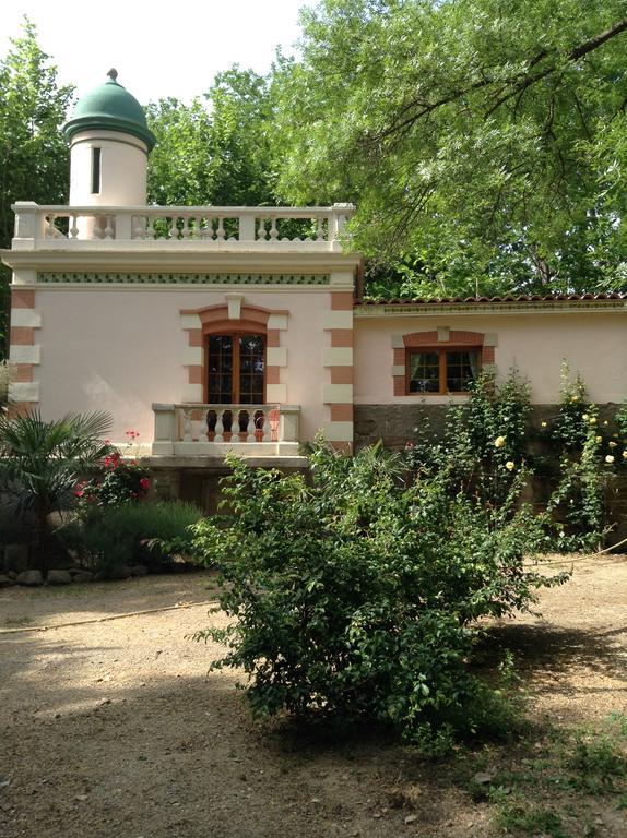 Chateau La Roque Margaux Hotell Servian Eksteriør bilde